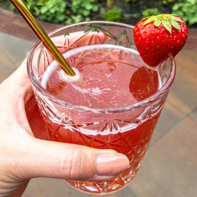 Low Kcal Strawberry Vodka Cocktail