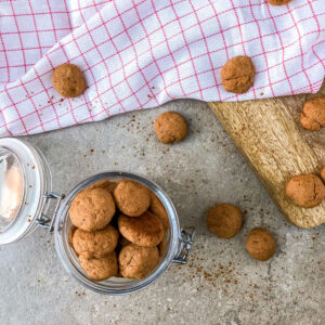 Healthy pepernoten gingerbread cookies