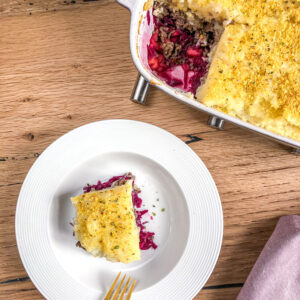 Red cabbage casserole with mashed potatoes