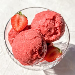 Strawberry Ice Cream - Eva Koper