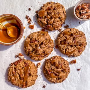 Chocolate Chip Oat Cookies - Eva Koper